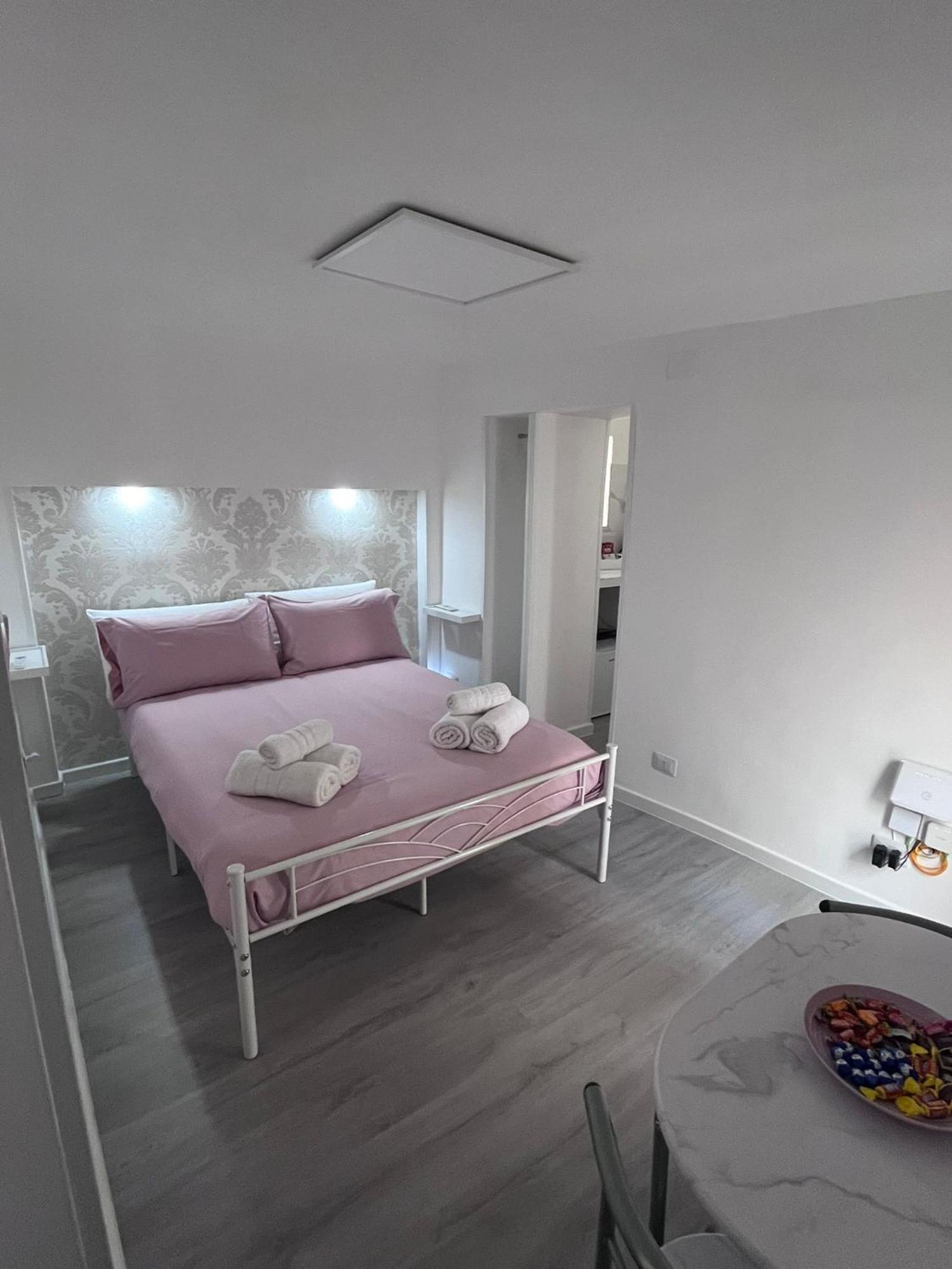 La Perla Di Titty Apartment *