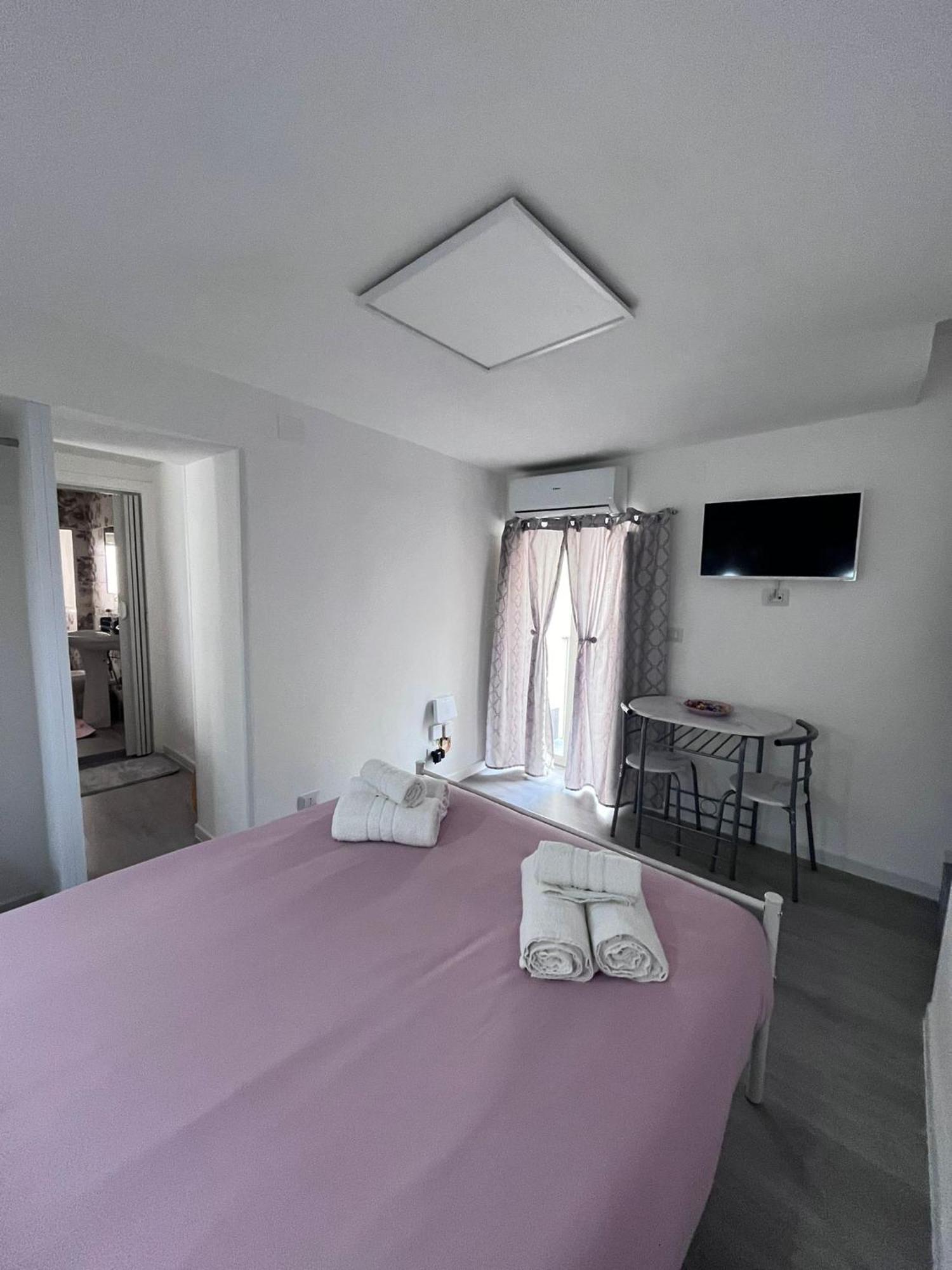La Perla Di Titty Naples
